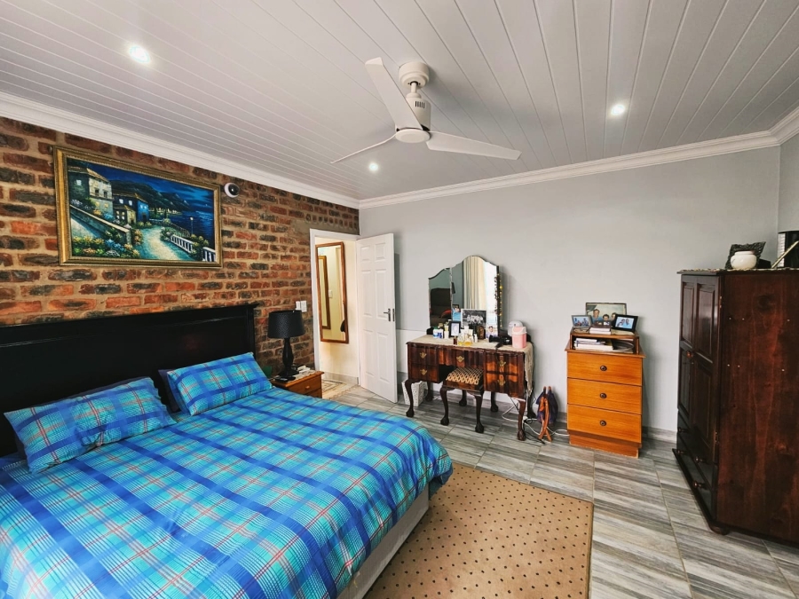 3 Bedroom Property for Sale in Stilbaai Wes Western Cape